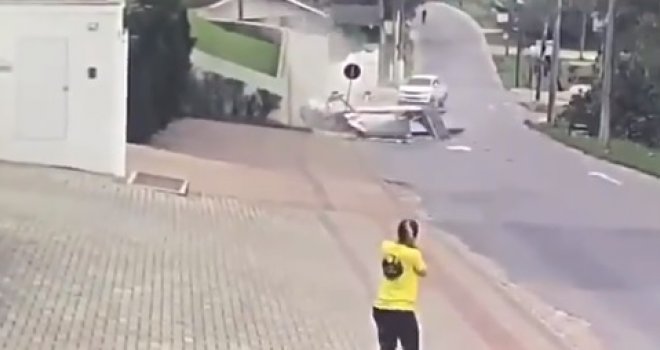 5f1c72e3 2964 4425 9889 52560a0a0a78 avion njemacka preview