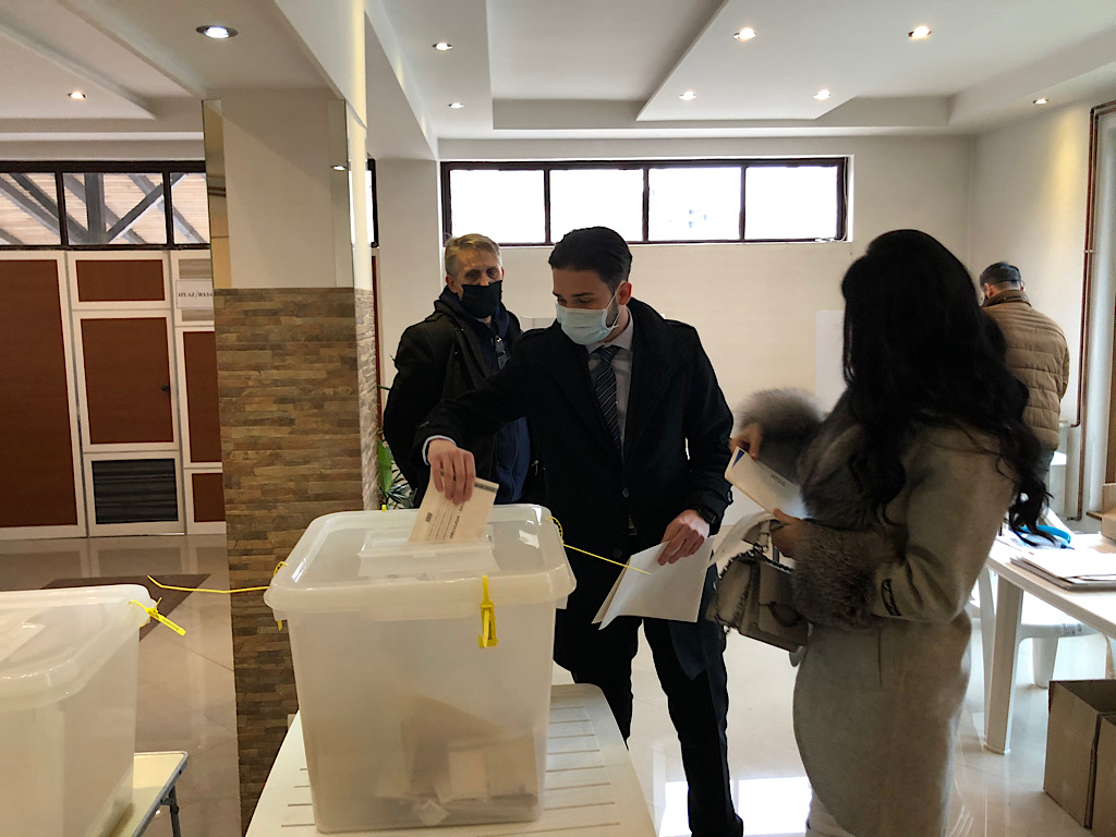 6AA61C45 5278 44E1 A541 50445E11BDC1