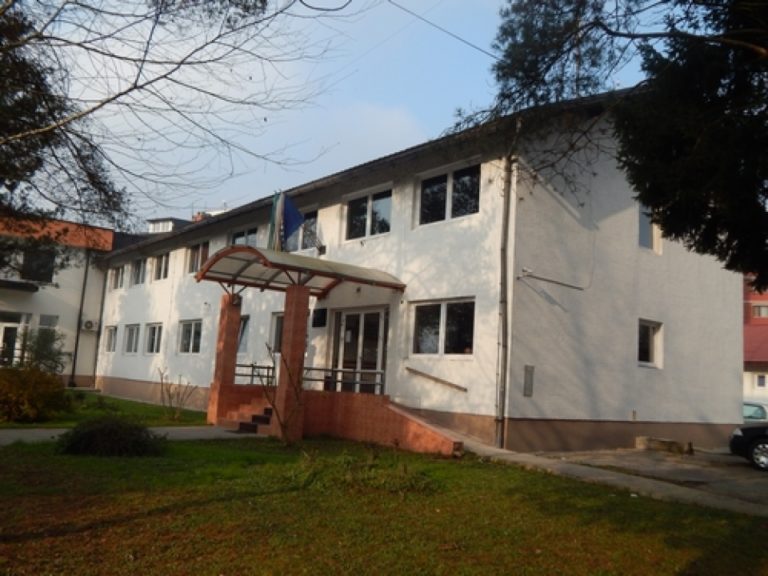 PU ŽEPČE: Potraga za vozačem koji je povrijedio pješaka na M-17