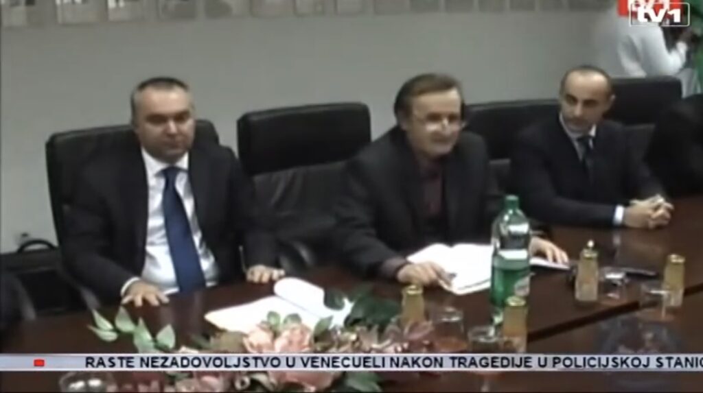 748C4DD5 E831 469B AC92 603FAF430D73