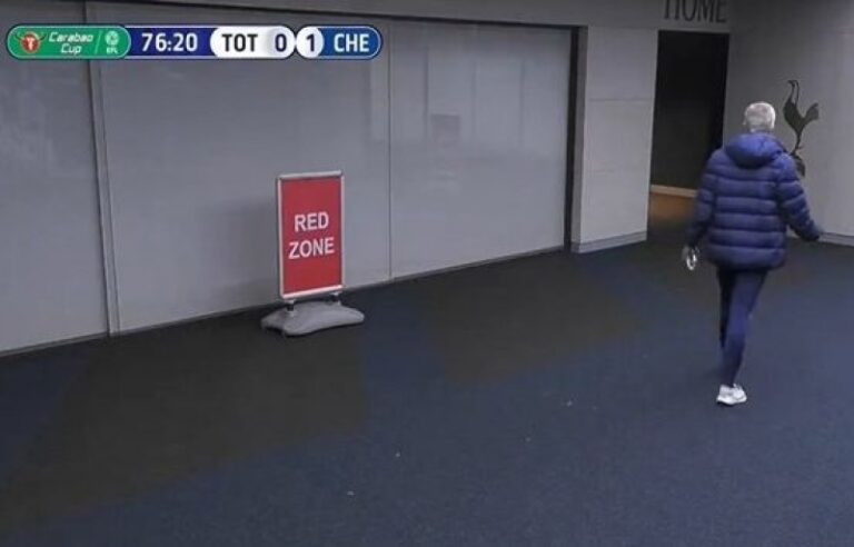 Dier za vrijeme utakmice morao u WC, ljutiti Jose Mourinho odjurio po njega