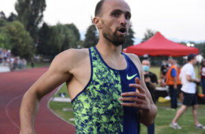 7851178D 0176 41B9 9929 73370255C67A