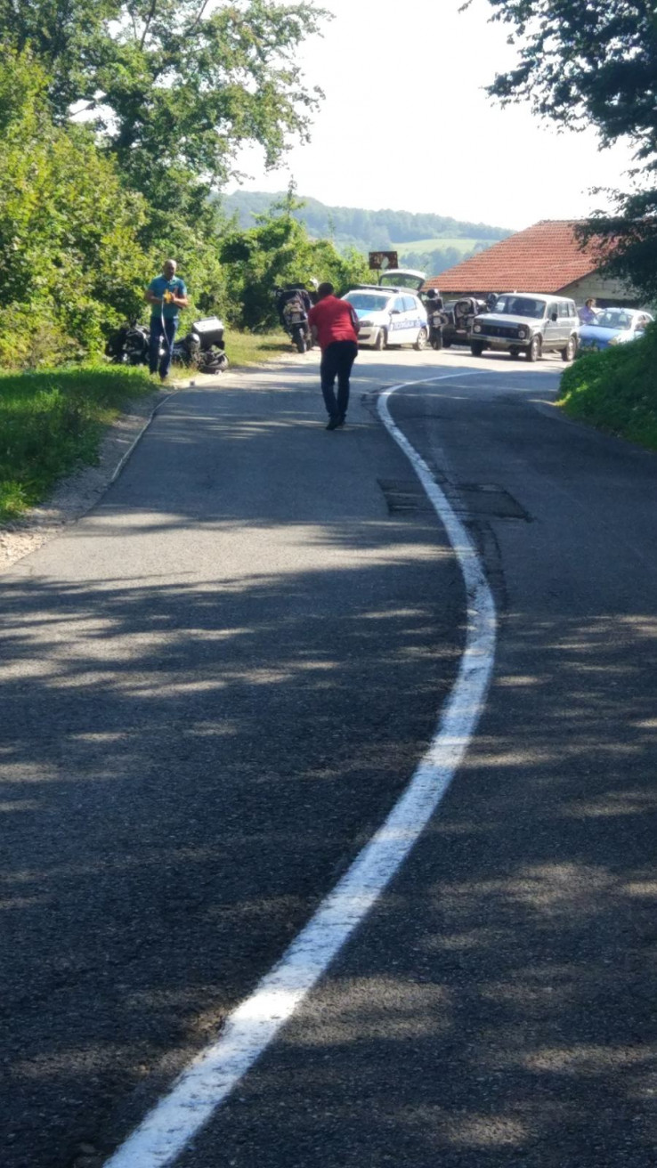 NESREĆA U BIH: Teško povrijeđena u slijetanju motocikla