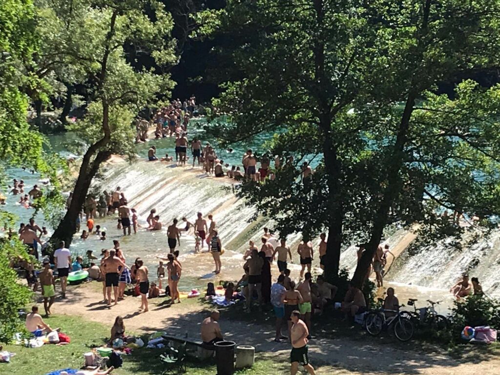 7EE25E0B 6A2B 4682 A06C 3848B172B225