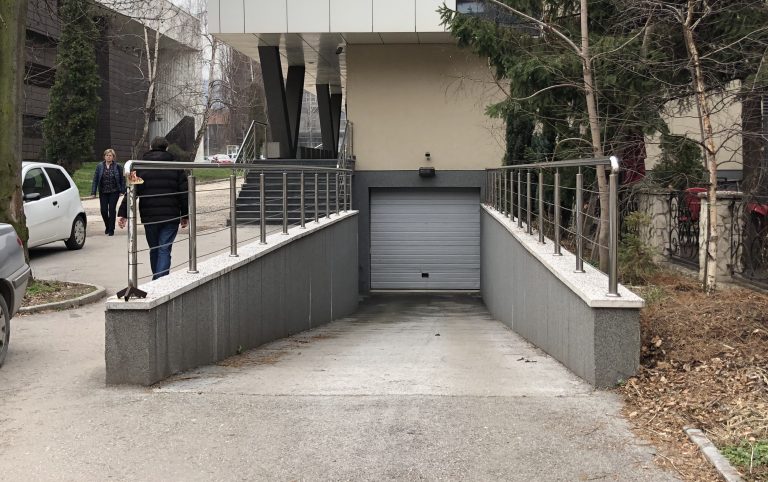 “VIP” ulaz za uhapšenu sutkinju Melisu Kovačević: U Tužilaštvo sprovedena kroz garažu