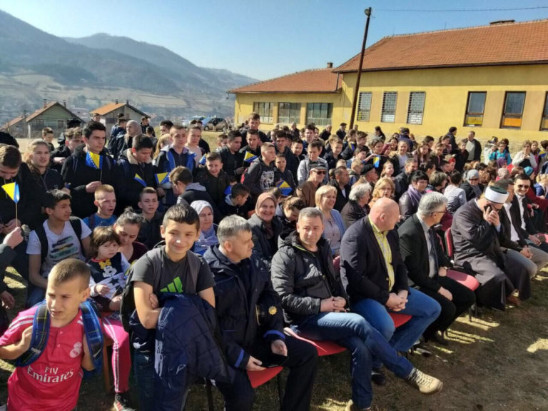 Zeničani posjetili Potočare i odali počast šehidima, poginulim borcima i civilnim žrtvama rata