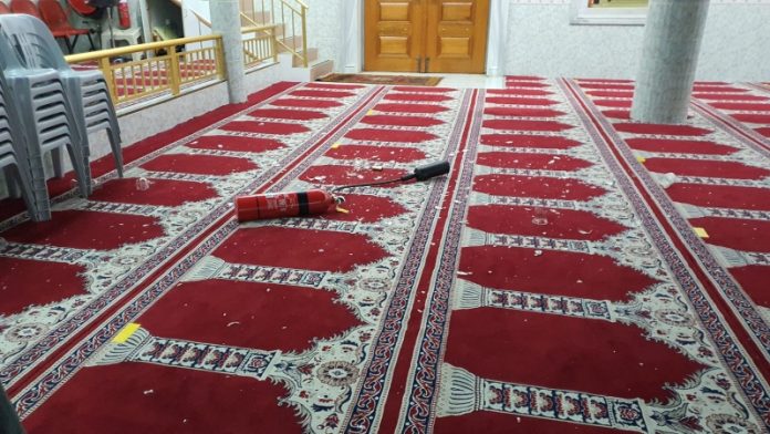 82c36e832e233a9aea9df82512fd25ad 696x392 1