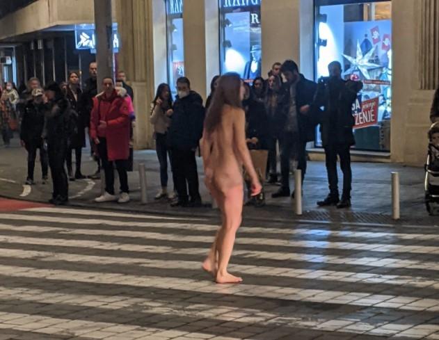 84EEBF87 1CDF 4057 B3BA CE4E1F32F7BA