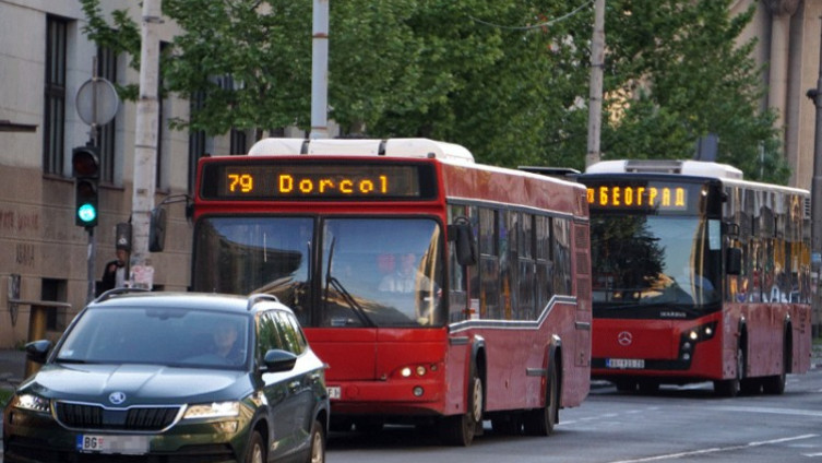 Od danas obavezno nošenje maski u prijevozu