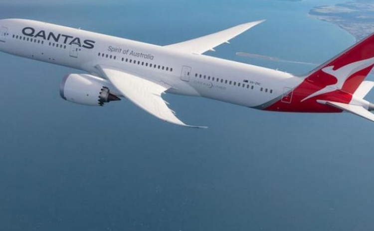 Jedna kompanija već odlučila: Nema letenja bez vakcinisanja