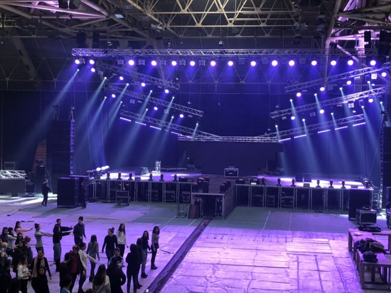 Sve spremno za koncert Saše Kovačevića u Zetri