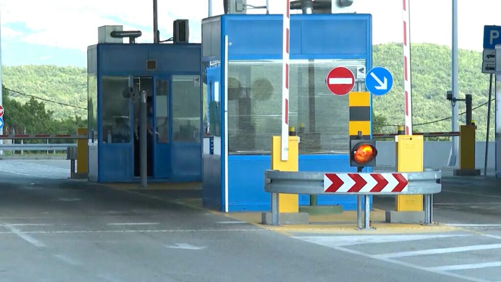 8EB414A4 9E91 42D9 836C 7D6172EA0D32