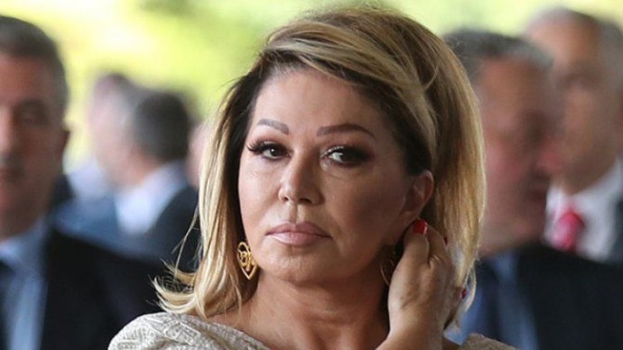 8d44adb10fd6442381c1b0d413cdd477