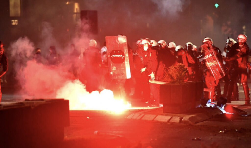 90813B82 CE0E 4859 A275 F2510773B586