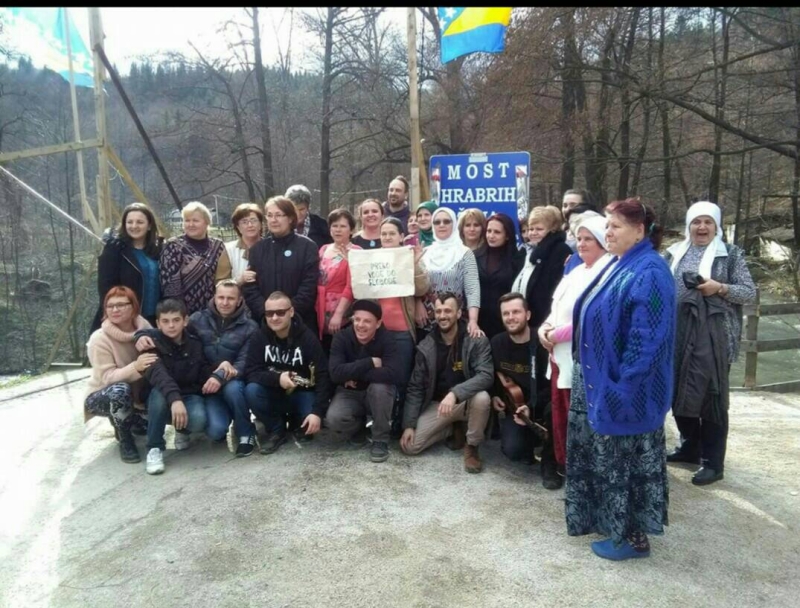 90d43fdf6bf00d38c9282a081eee70a8