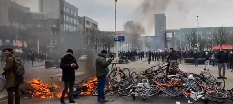 9587e94da674c7e3077c71d44bf44c01