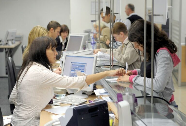 Pandemija učinila svoje: Četiri banke u BiH u minusu u prvih devet mjeseci 2020.