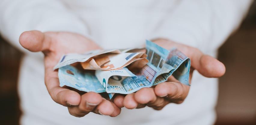 985c5c04 800b 423a 8c2e 388dbbeae3fdeure