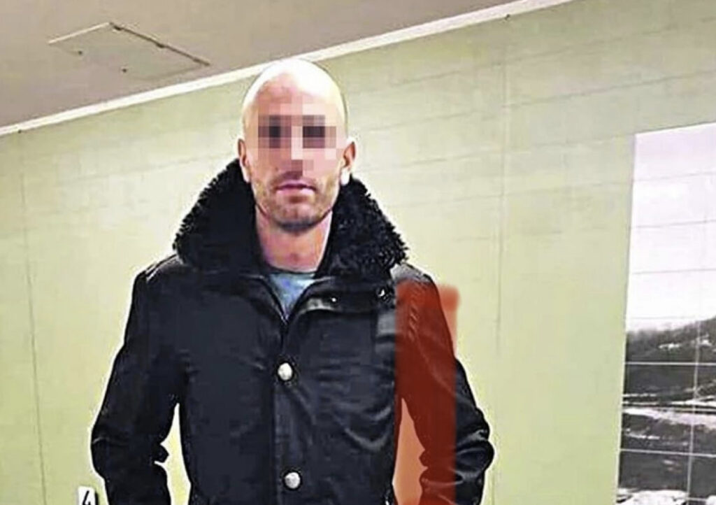 988D914F C1C0 419D 94C4 879FFFA903EA