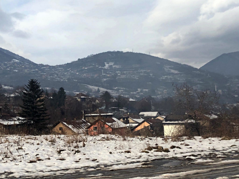 Život u Tetovu kod Zenice: Ljudi obolijevaju od raka pluća, bebe se rađaju s anomalijama!