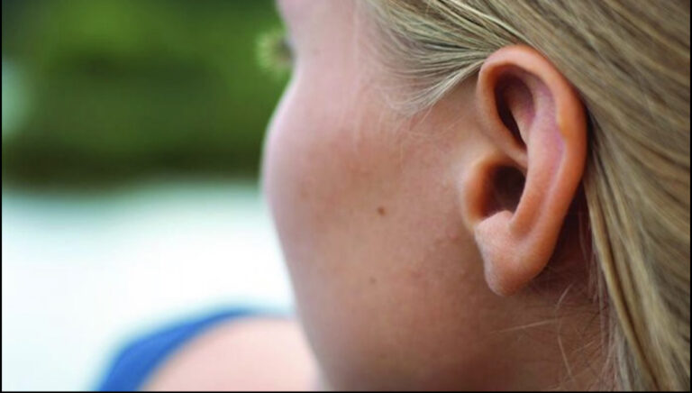 Samo mali broj ljudi može ušima proizvoditi zvuk: Možete li vi ovo?