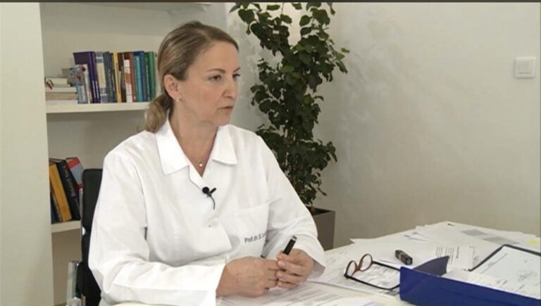 PROF. IZETBEGOVIĆ: Mogli bi nastaviti normalno da živimo, ako se poštuju mjere