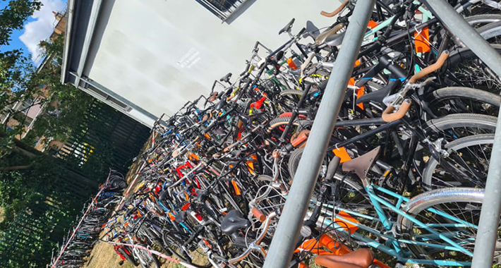 AC682679 BE52 4D3D A808 20B9E9EC2E6C