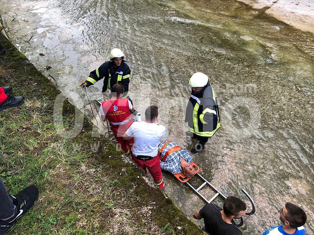 AE88E357 9988 4A29 B983 8DF3D91D83EE