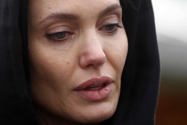 Angelina Jolie: Danas mislim na Majke Srebrenice i sve ostale preživjele
