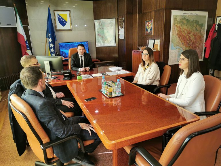 Malac genijalac uspješno djeluje u Visokom i Zenici: Podrška premijera Ganića neformalnom obrazovanju