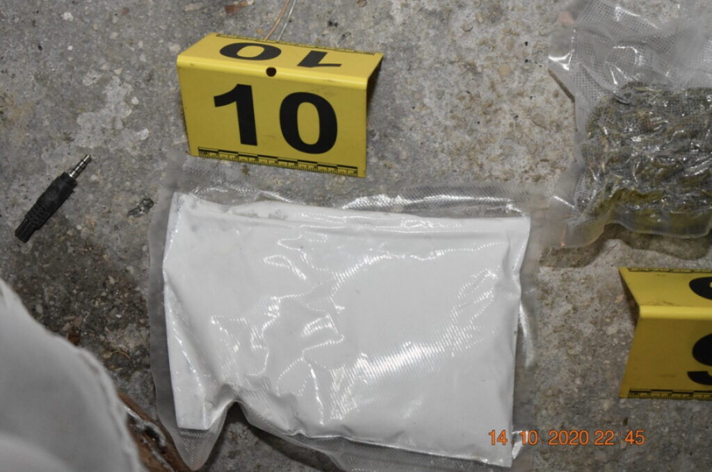 B91970FF BC93 42D7 9BA7 C3089FEA7B18