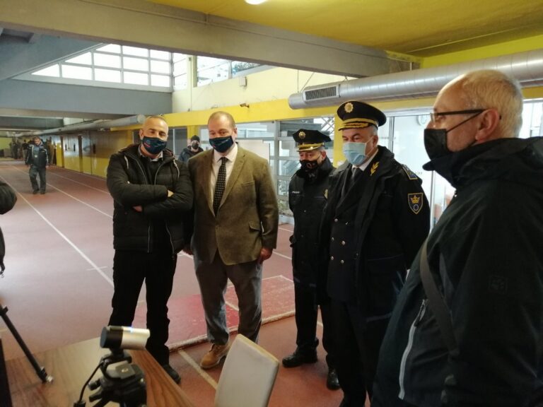 Šut i Larson o rezultatima rada, borbi protiv korupcije i provođenju konkursa