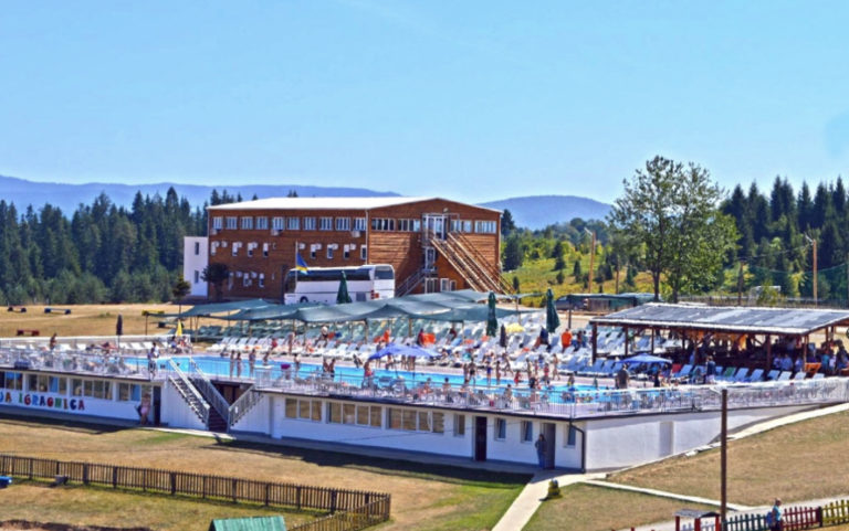 Više djece koja su boravila u SRC-u “Ajdinovići” zadržano na Klinici za infektivne bolesti KCUS-a