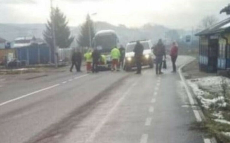 Drama u BiH: Migrant izboden nasred ceste