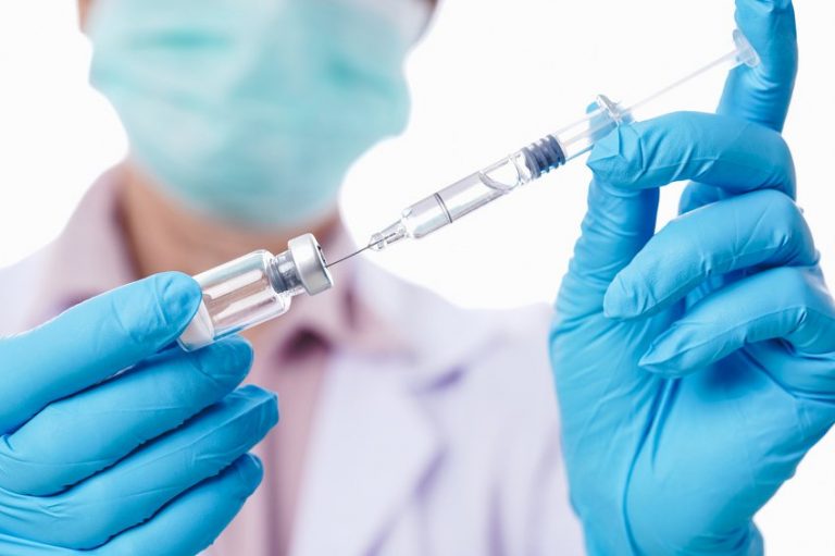 Naučnici nude volonterima 3.500 funti da ih zaraze koronavirusom