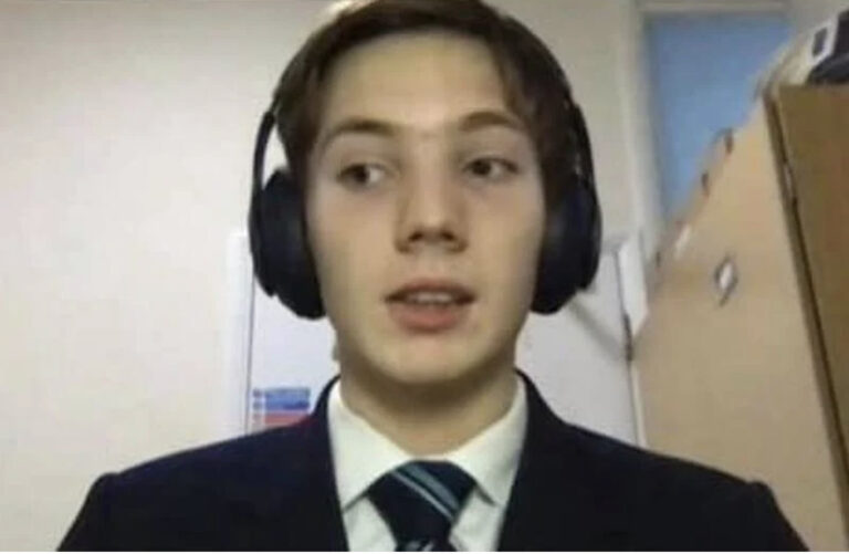 Bh. gimnazijalac Din Ammar Tolj u Velikoj Britaniji pobijedio na takmičenju iz matematike