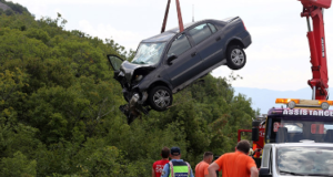 C2AE84B1 8B0A 41E0 B634 C26A907C3BCC