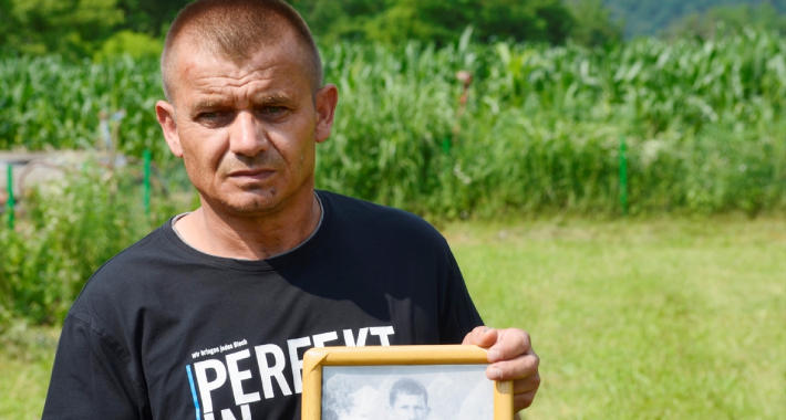 CB713141 7C32 4752 8E8A E2C273D1224B