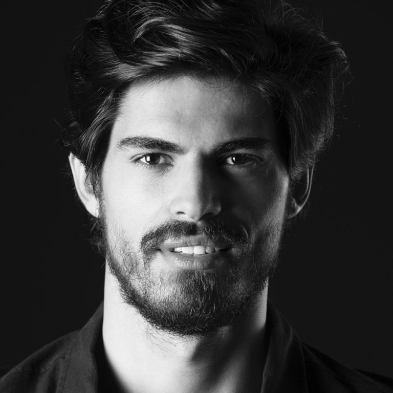 Uloga u seriji Elif mu je prva u životu, a već bi sve dao za glumu