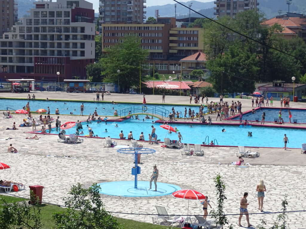 D3B06E26 0F9A 4098 BDEC A02A89BBEFB6