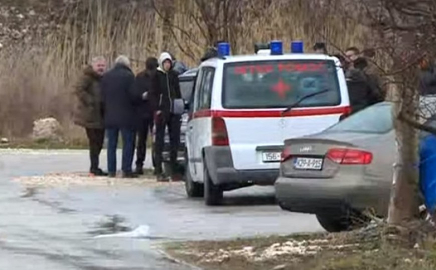 D8422182 BCFC 493C BAF6 0C837BF16B94