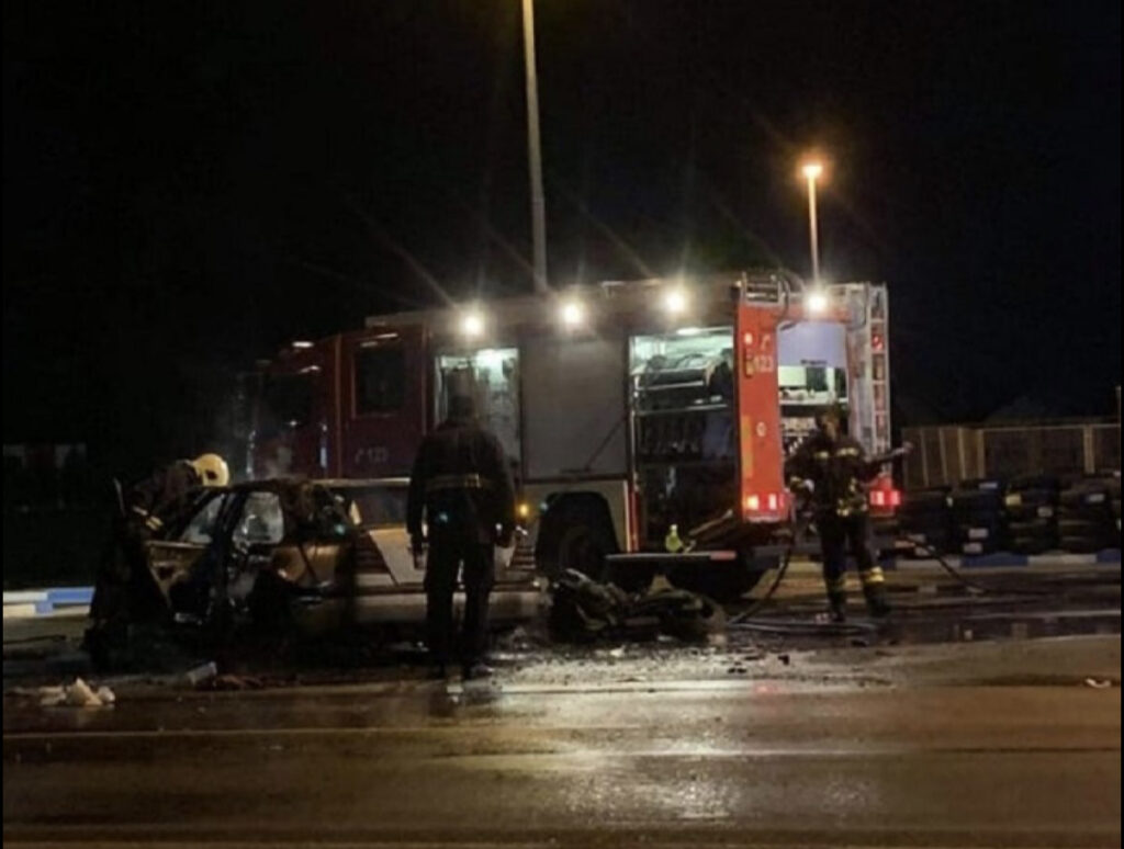 DAC56DF9 BEEF 47CC B361 E14F04ACC958