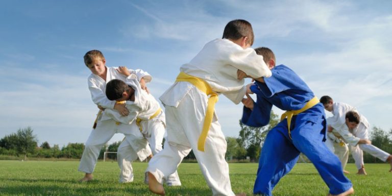 Uputstvo za roditelje / Nisu svi sportovi pogodni za djecu