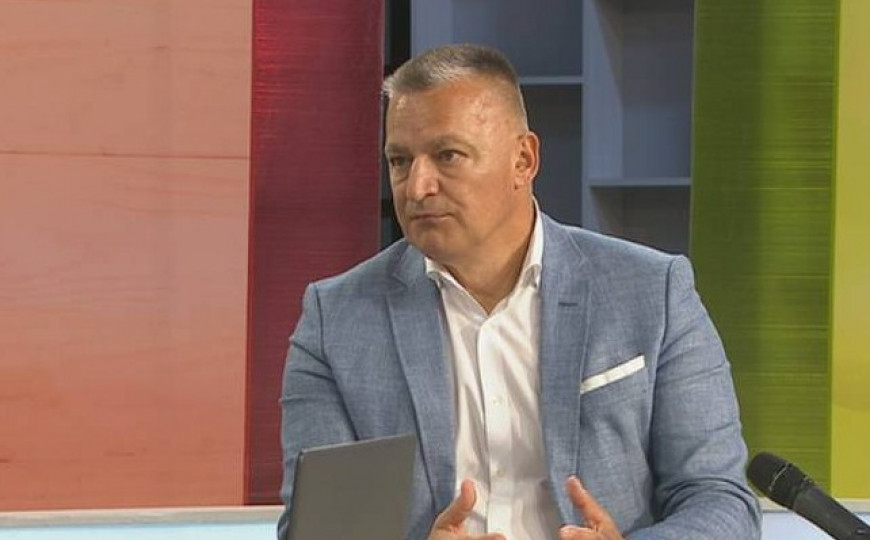 E69B4AC9 4580 4482 8B75 7ED824633BE0