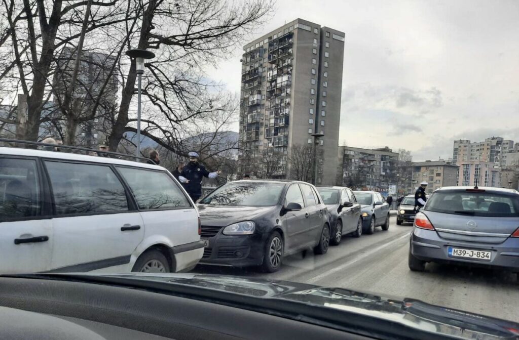 E7527039 3468 41ED 93BE 2AC8DA4BC160