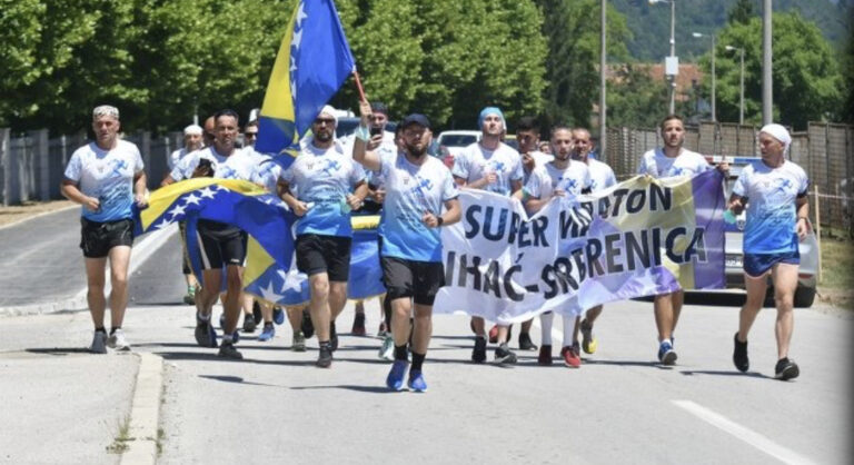 Maratonci iz Bihaća stigli u Srebrenicu: Kada smo trčali kroz RS dobili smo apluz