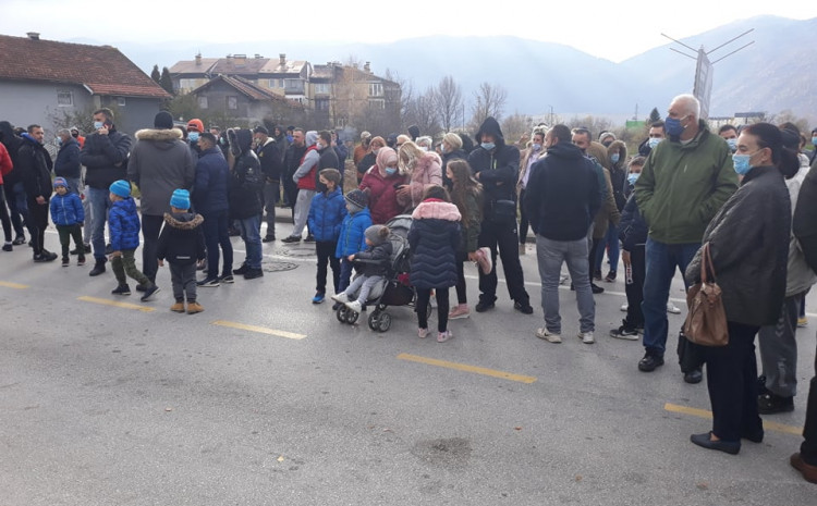 F239EDFB 234B 4BFB 8854 8CBFB8C3CC8F