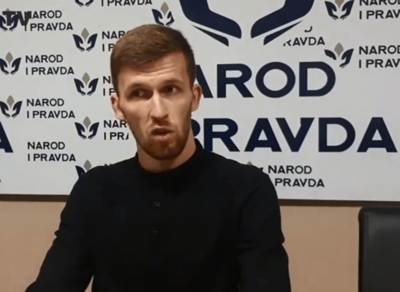 F952E0FB FABC 441C 82C4 FEEB66072E90