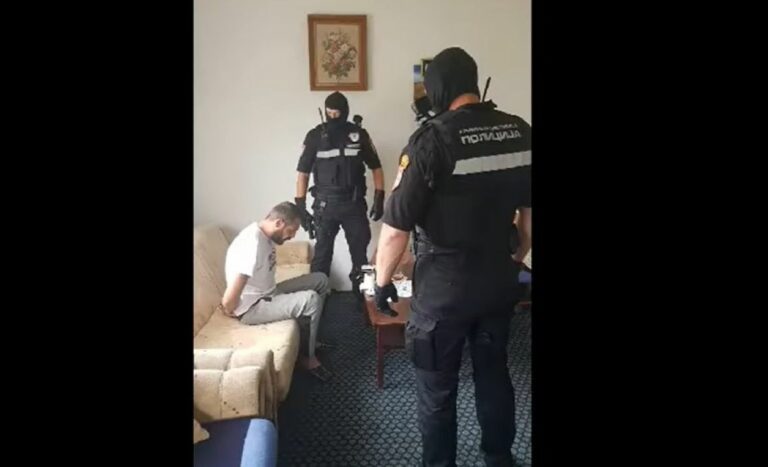 Pogledajte kako je uhapšen Nikola Ivović u Palama, bjegunac s Interpolove potjernice
