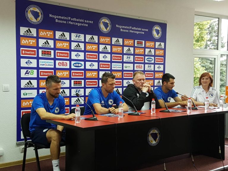 PROSINEČKI OTKRIO KOLIKO ĆE IGRATI VEDO, SPAHA I MISKE: Želimo pobijediti Crnu Goru